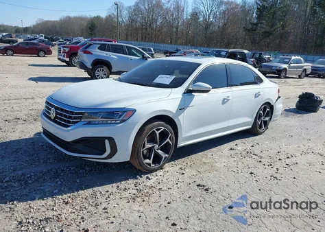 2021 Volkswagen Passat 2.0T R-Line from USA, damaged, VIN 1VWMA7A39MC007031